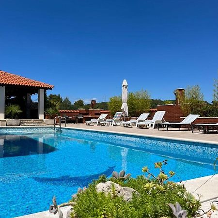 Gorana Apartman With Swimming Pool Apartman Jelsa  Kültér fotó